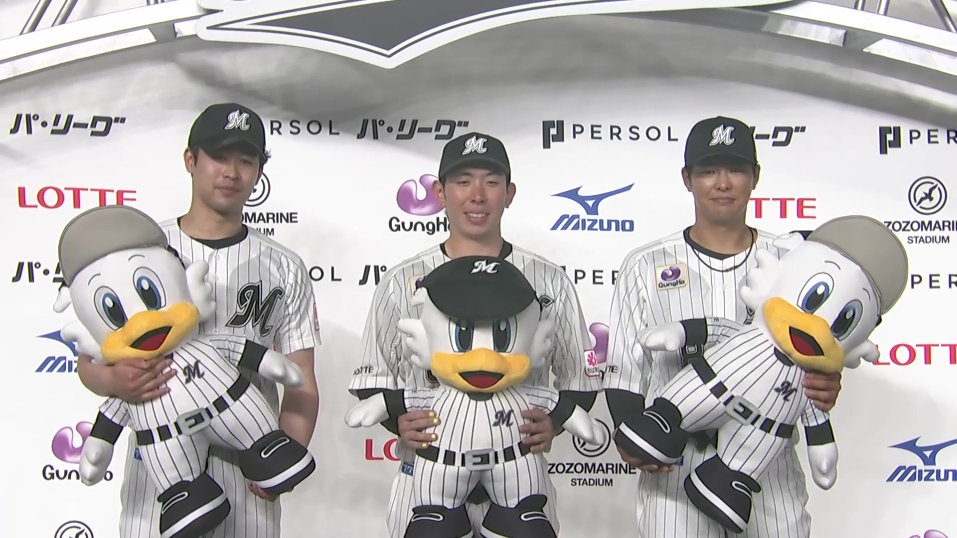 マリーンズ・中村奨吾選手・寺地隆成選手・種市篤暉投手ヒーローインタビュー 4月23日 千葉ロッテマリーンズ 対 埼玉西武ライオンズ
