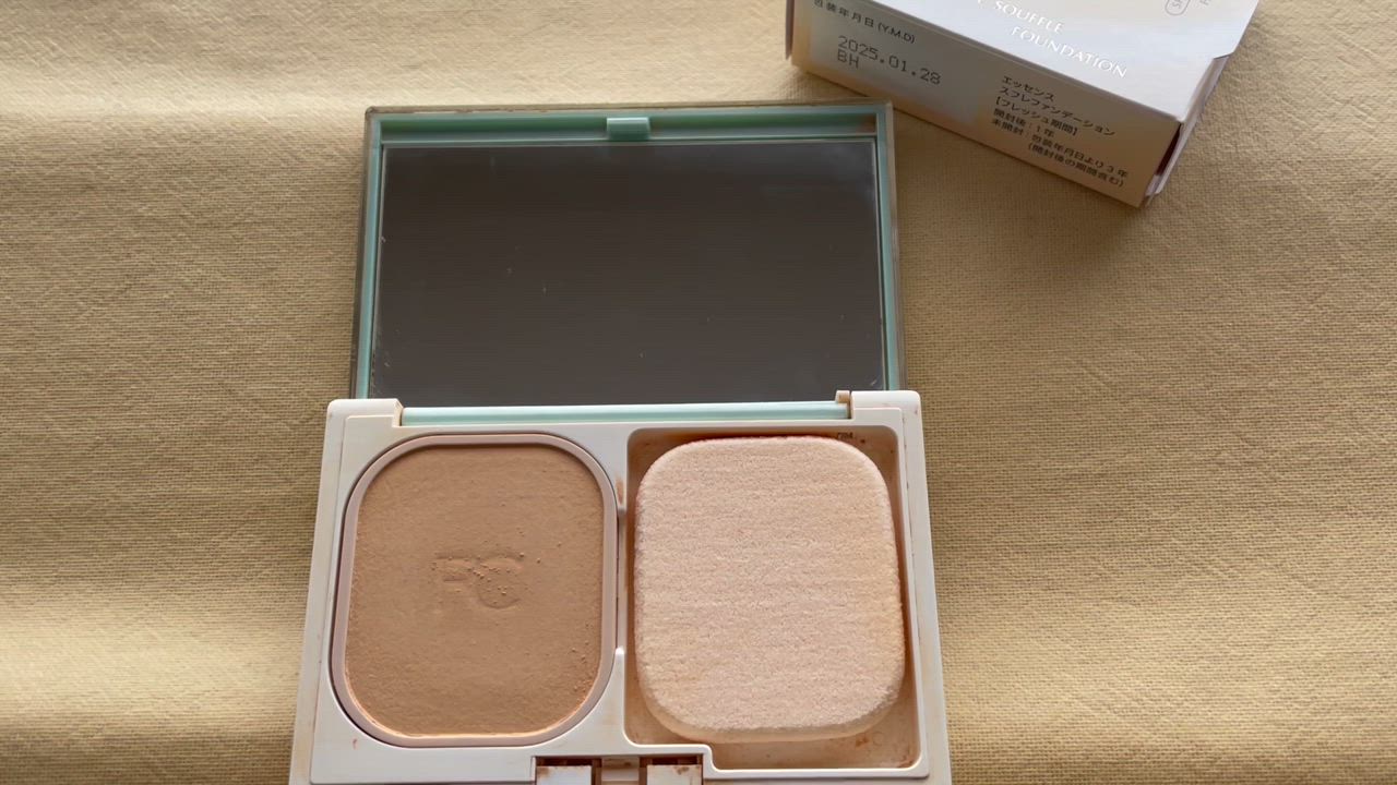 化粧品】エッセンス スフレファンデーション［レフィル］（SPF25