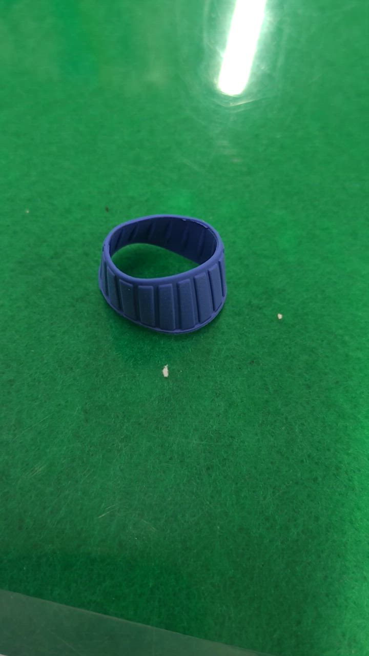 1件目のレビュー動画のサムネイル | 0