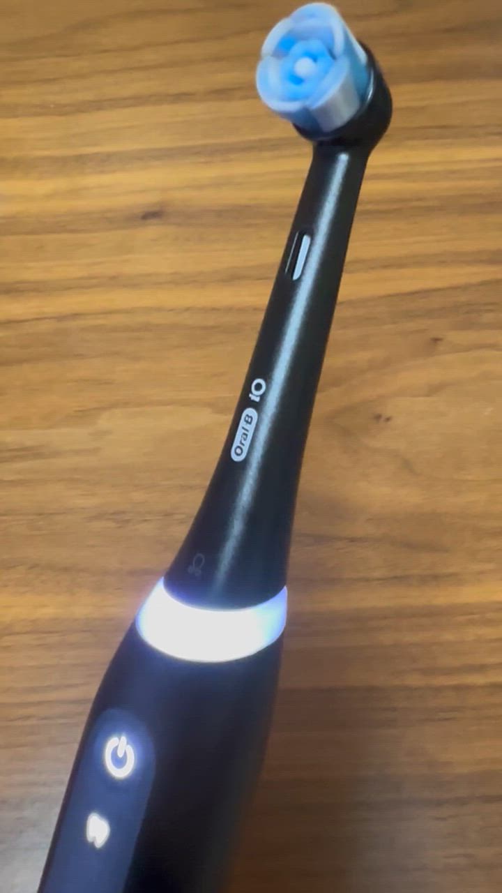 BRAUN 電動歯ブラシ iOシリーズ5 ［回転式］ IOG52J62KBK ブラウン オーラルB iO5 IOG52J62KBK 価格比較 - 価格.com