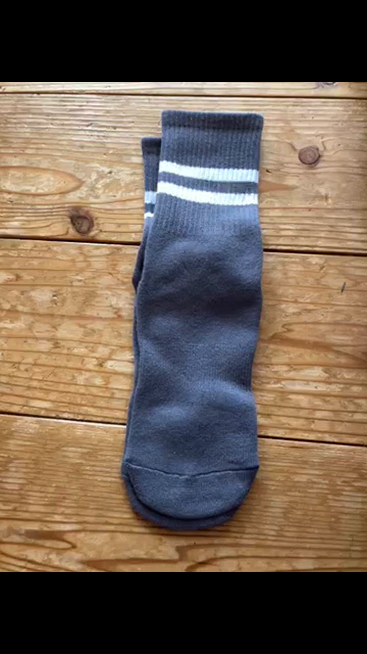 1件目のレビュー動画のサムネイル | 0