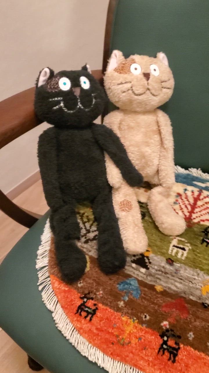 マンハッタナーズ くたくた猫 ぬいぐるみ 猫 レディース