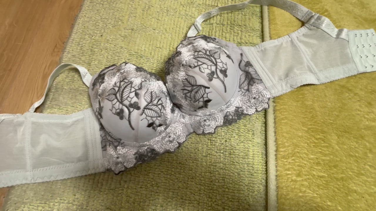 全体のレビュー動画のサムネイル | 1