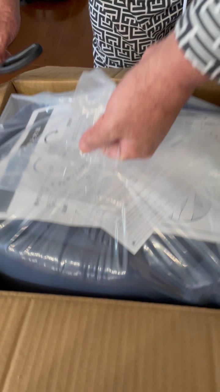 全体のレビュー動画のサムネイル | 0