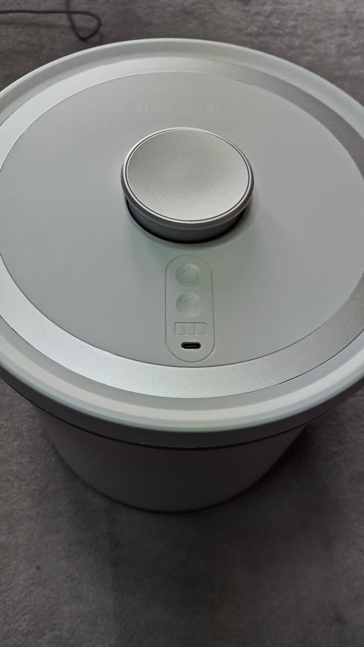 未使用品 全自動真空保存容器 AB-afk-001 全自動真空保存容器【AUTO FRESH KEEPER】食材ストッカー 大容量 軽量