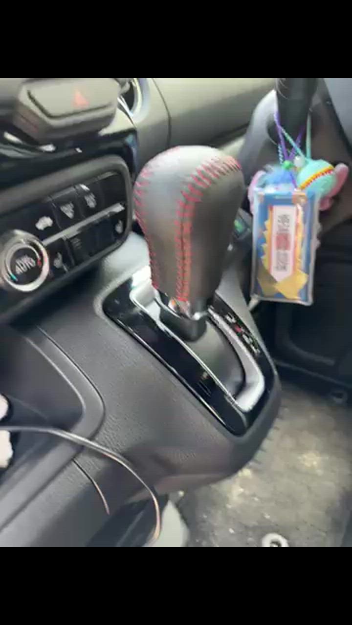 HONDA 純正本革シフトノブ　新品未使用　08U92-TTA-020A N-BOX HONDA ホンダ 純正 シフトノブ 本革製 N-BOX N-BOX CUSTOM