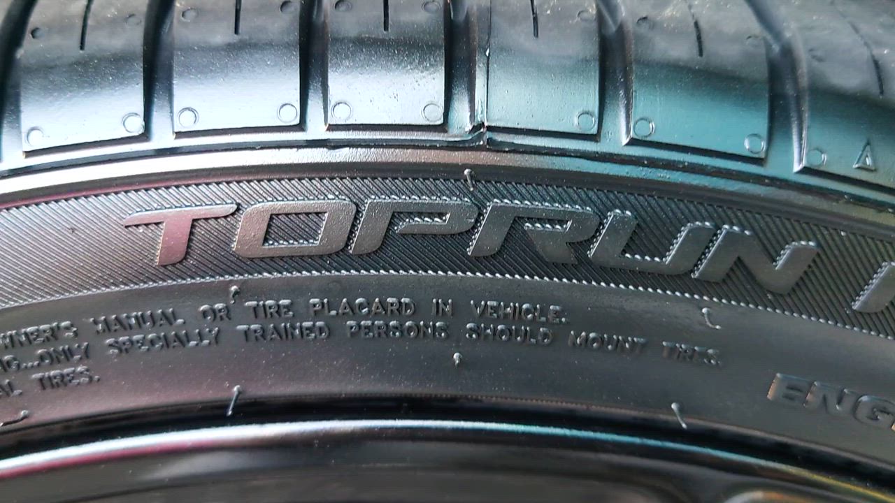 225/40ZR18 MOMOノーマルタイヤ 楽天市場】【P最大36倍！7/24 20:00〜】【取付対象】MOMO Tires