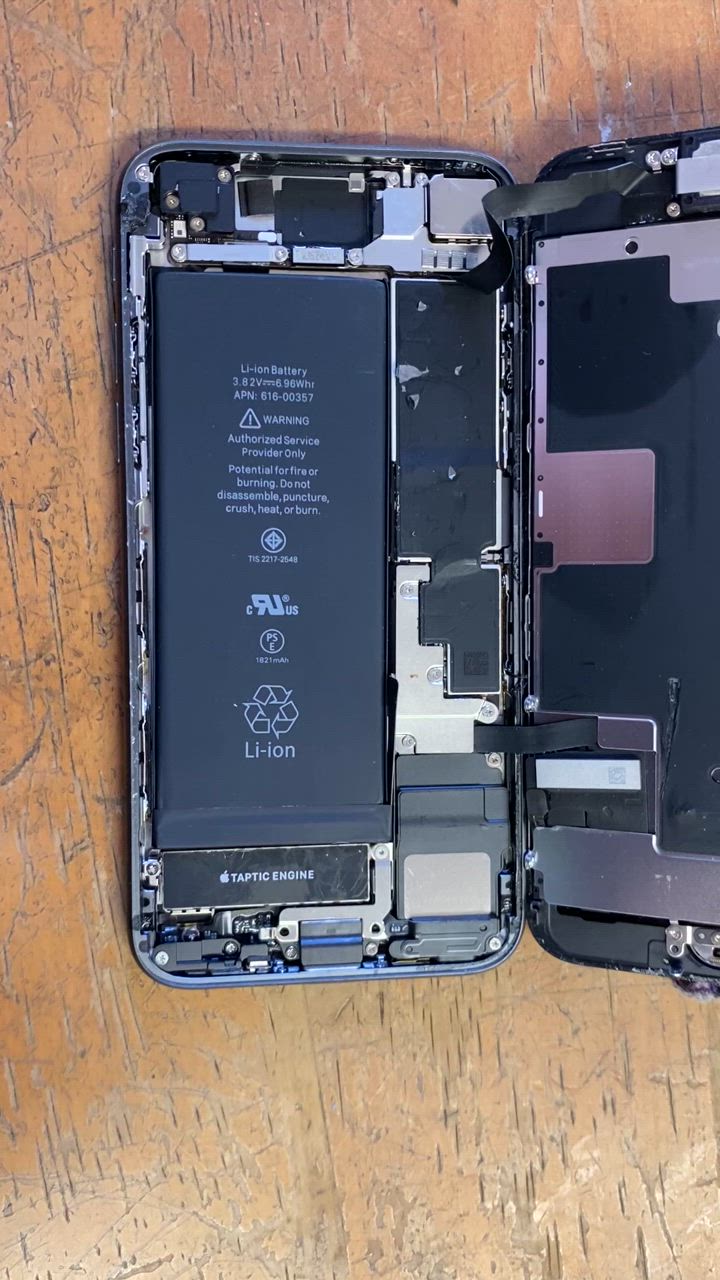 Apple iPhone ８ 本体　バッテリー１００% 楽天市場】iphone8 中古 バッテリー100の通販