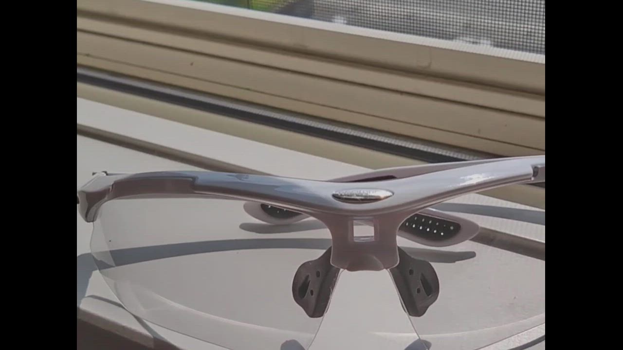 全体のレビュー動画のサムネイル | 1