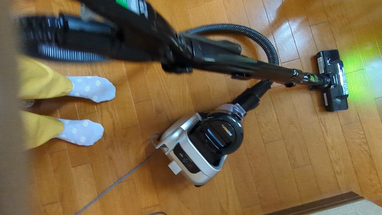 【新品未使用未開封】　日立掃除機　CV-SP300M（M）　パワかるサイクロン 日立 CV-SP300M-N サイクロン掃除機 パワかるサイクロン