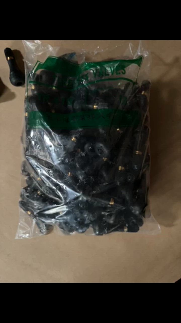 エアバルブ100個◆1袋◆ＴＲ414/413太平洋工業★日本製アトレ-サンバ-.タント.Ｎ-ＢＯＸ.ワゴンＲ.カロ-ラ.アルト.Ｎ-ＯＮＥ.ミラ.プリウス エアバルブ100個◇1袋◇ＴＲ414⁄413太平洋工業☆日本製アトレ-サンバ-.