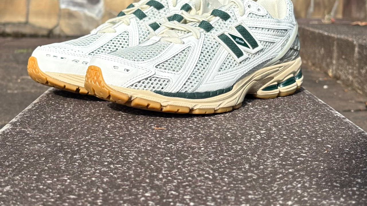◆大人気商品◆NEW BALANCE M1906RQ◆関税/送料込◆ ◇大人気商品◇NEW BALANCE M1906RQ◇関税/送料込◇ (New