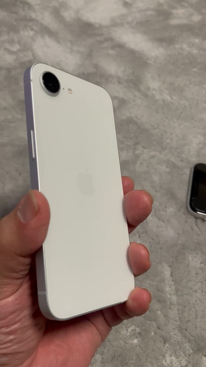 [新品未開封]iPhone 16e 128GB ホワイト 利用制限○ iPhone 新品未開封 Apple iPhone16promax 1TB ホワイト
