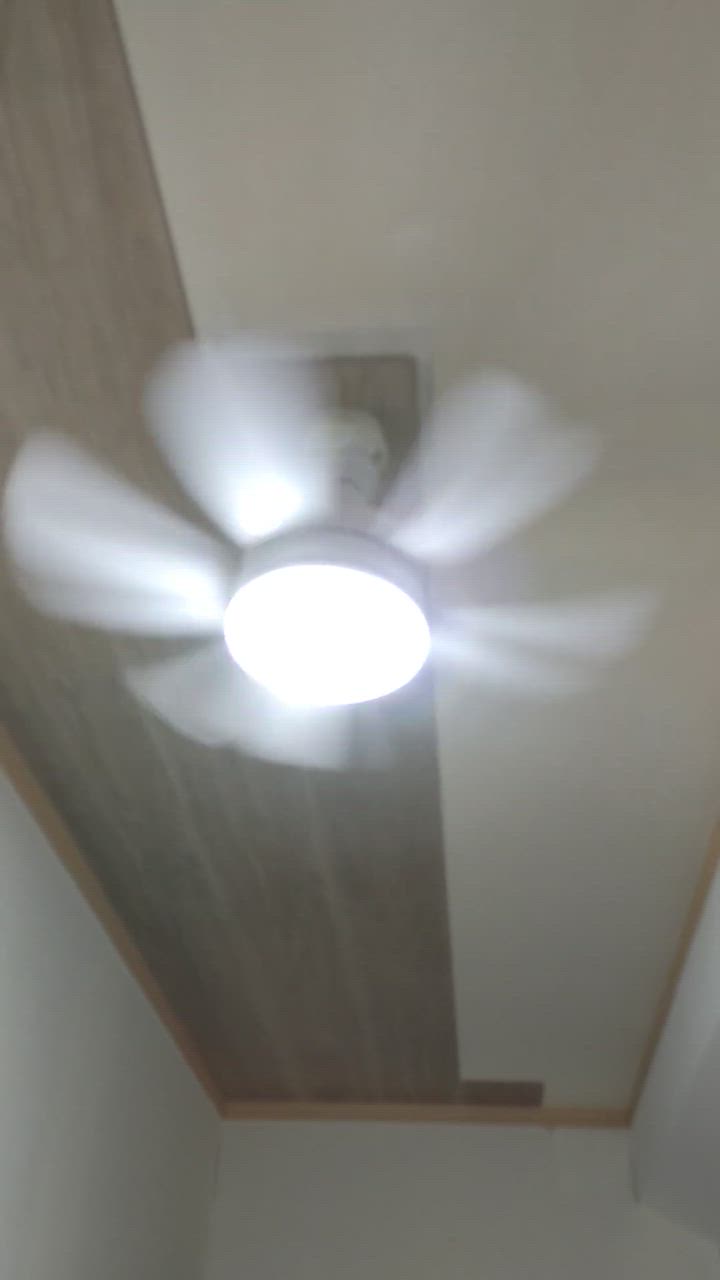 全体のレビュー動画のサムネイル | 0