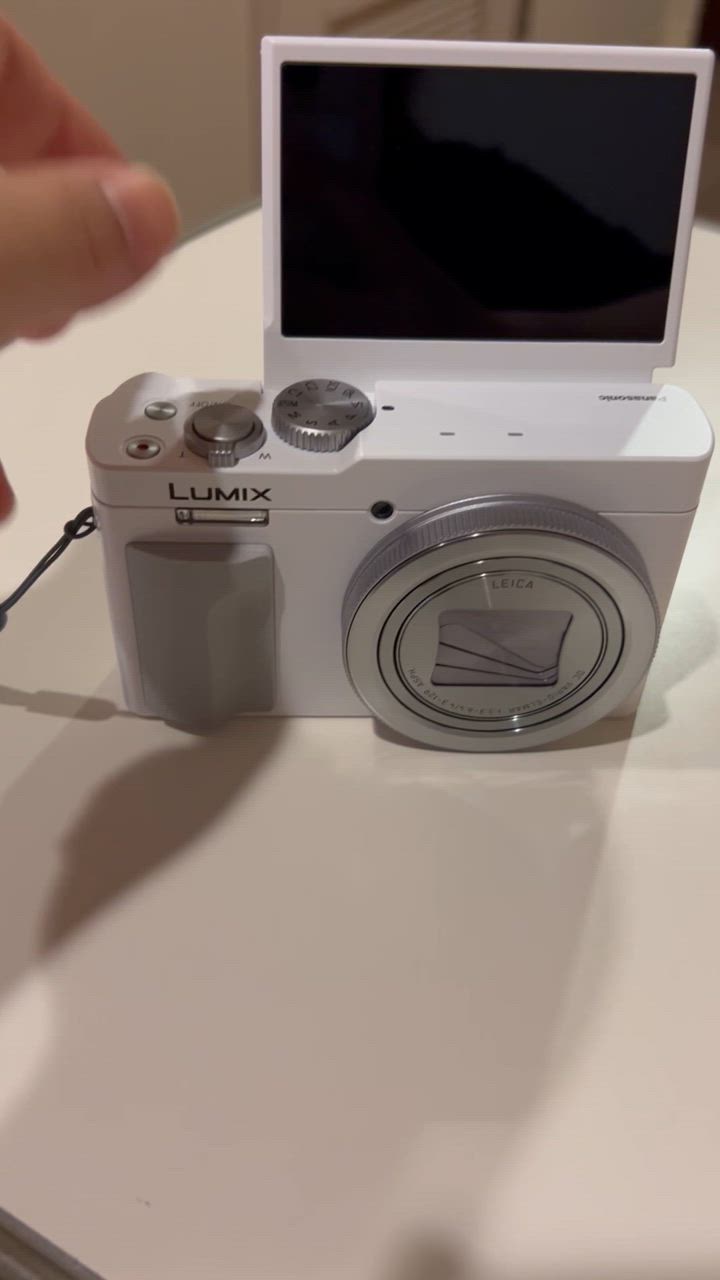 Panasonic コンパクトマルチ デジカム&アクセサリーキット 期間限定ギフトプレゼント】パナソニック DC-FZ85D-K コンパクト