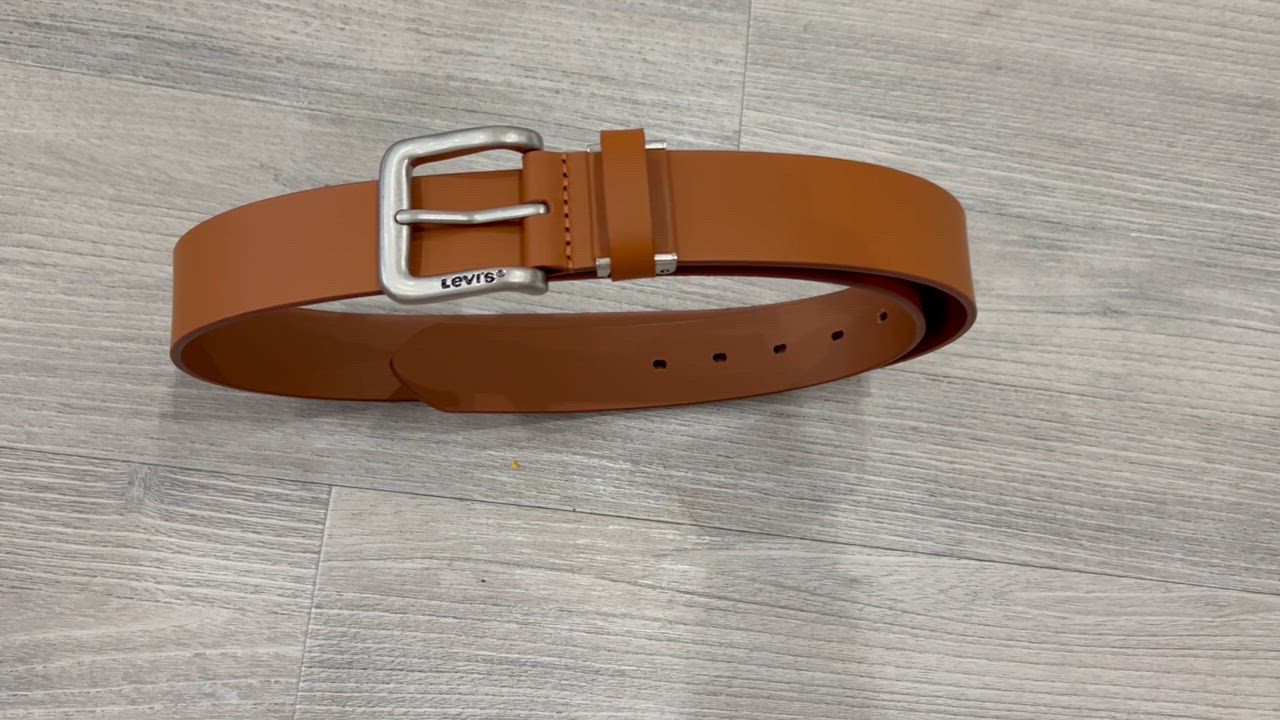 【極厚5.5mm】【極美品】Levi’s 本革　高級ドレスベルト　日本製　正規品 極厚5.5mm】【極美品】Levi's 本革 高級ドレスベルト 日本製 正規