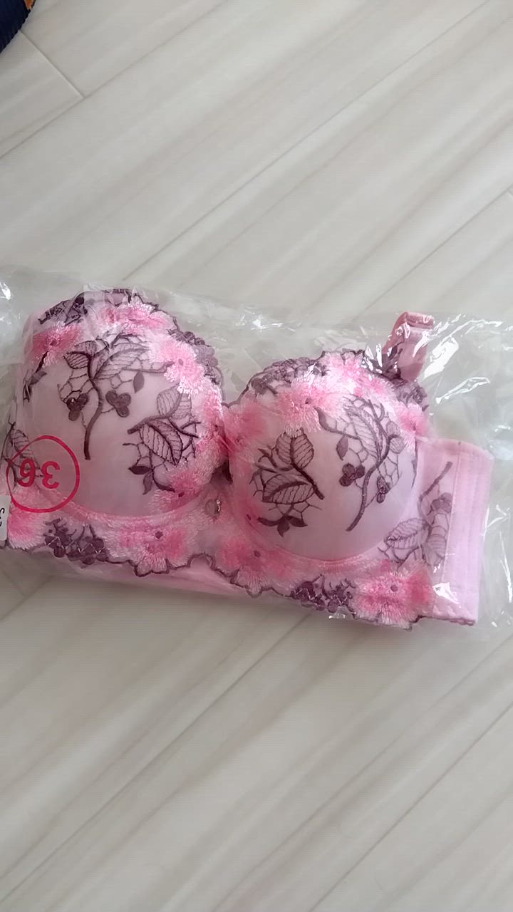 全体のレビュー動画のサムネイル | 1