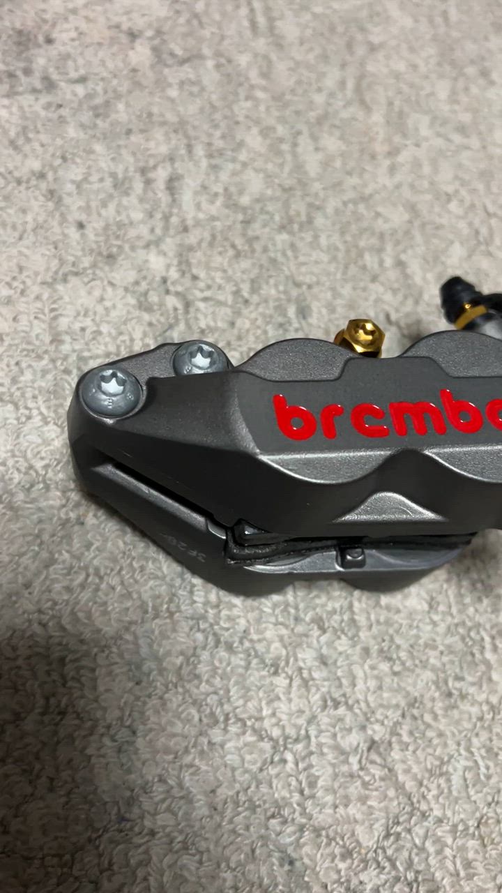 brembo ブレンボ 4ポット キャスティングキャリパー 40mm