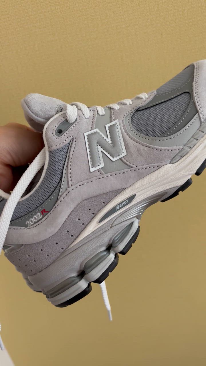 New Balance スニーカー 2002R GTX メンズ レディース