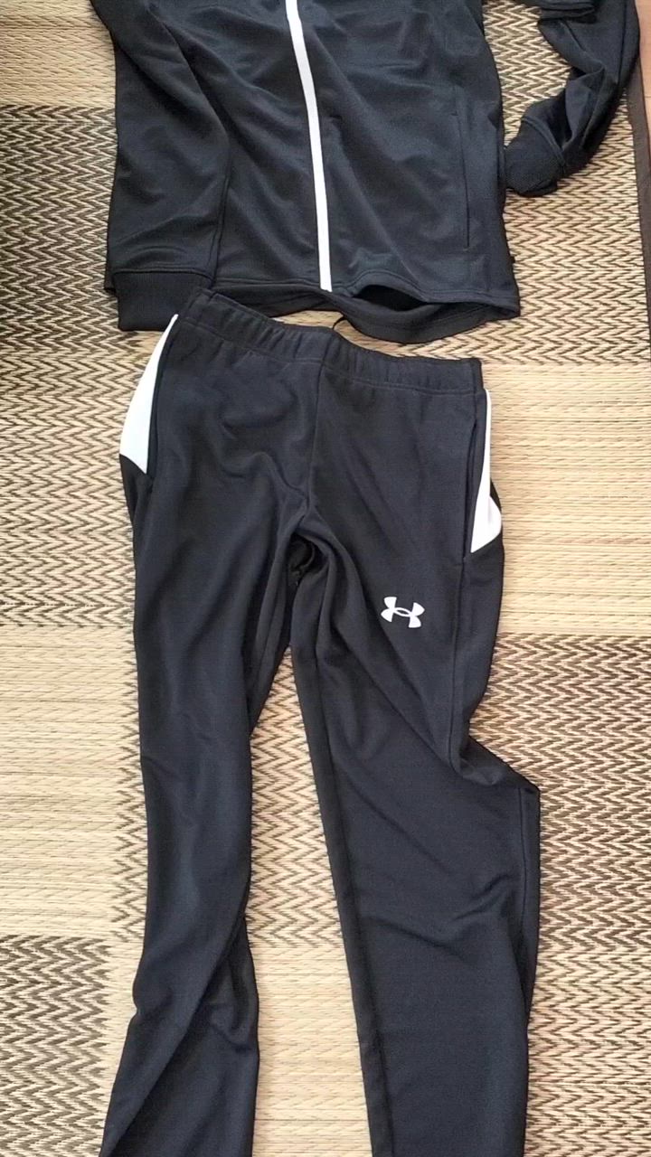 UNDER ARMOUR 機能性ウェア 上下セット 新品 UNDER ARMOUR アンダーアーマー ジャージ上下セット