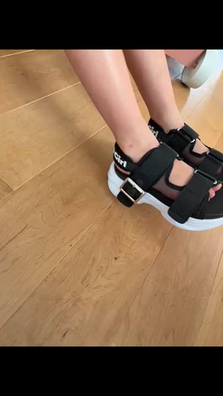 NUOVO サンダル ヌオーヴォ 19-24 LIZ リズ N9353J BLACK キッズ