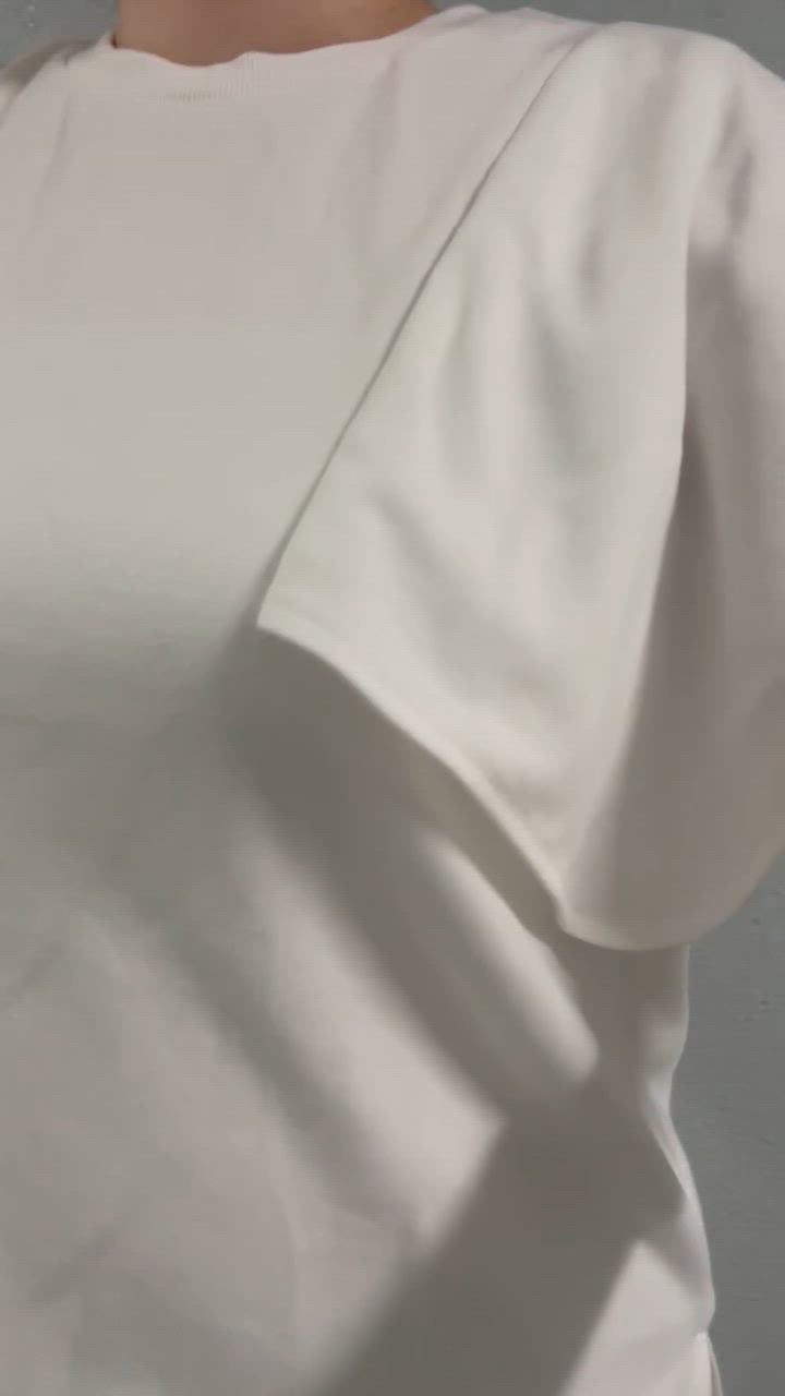 全体のレビュー動画のサムネイル | 0