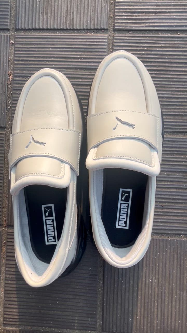 PUMA LOAFYR WNS ローファー ホワイト 23.5 PUMA LOAFYR WNS ALPINE SNOW-PUMA BLACK（プーマ ローファー