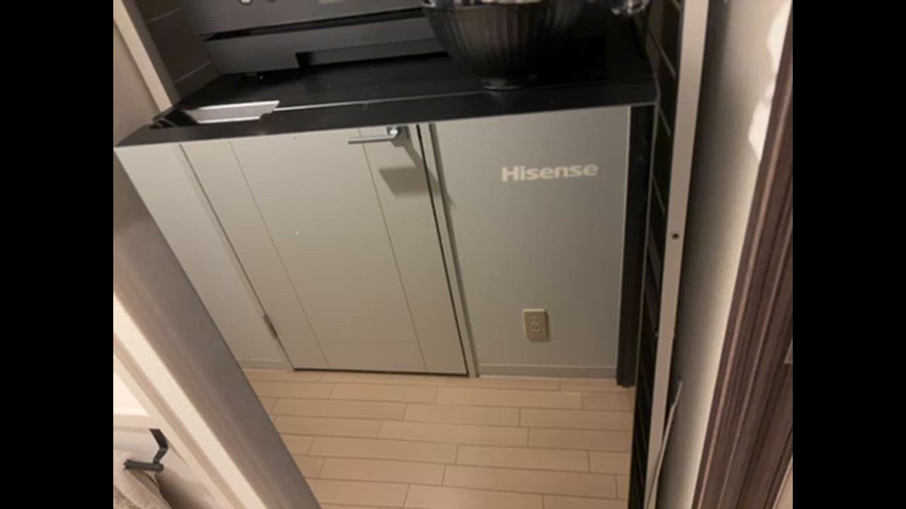 ✳️Hisenseノンフロン冷蔵庫 ★2023年製★162L★ミラーブラック ハイセンス ハイセンス 冷蔵庫 2ドア 右開き 162L HR-D16FB