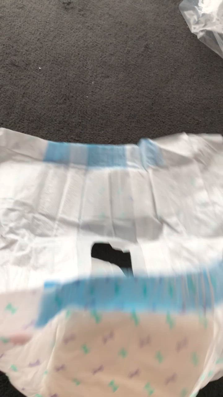 1件目のレビュー動画のサムネイル | 0