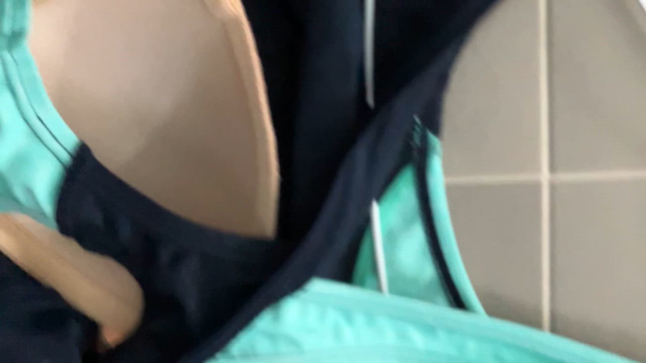 1件目のレビュー動画のサムネイル | 0