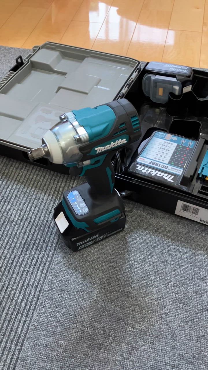 マキタ □マキタ 18V6.0Ah インパクトレンチ TW300D黒ケース入り