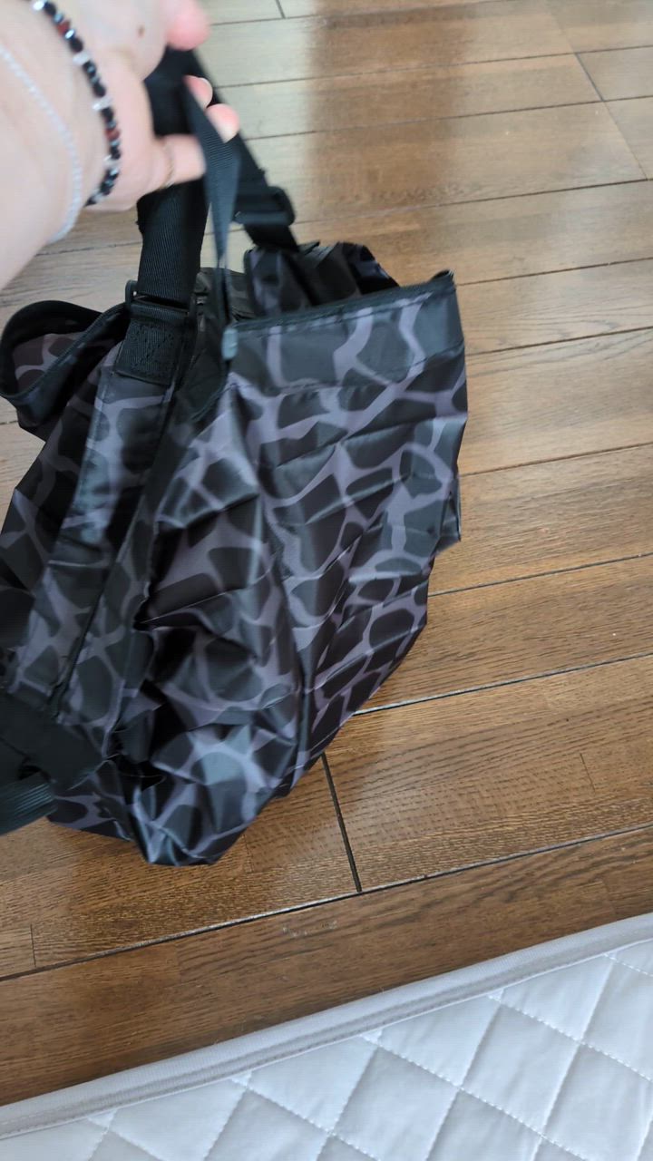 全体のレビュー動画のサムネイル | 0