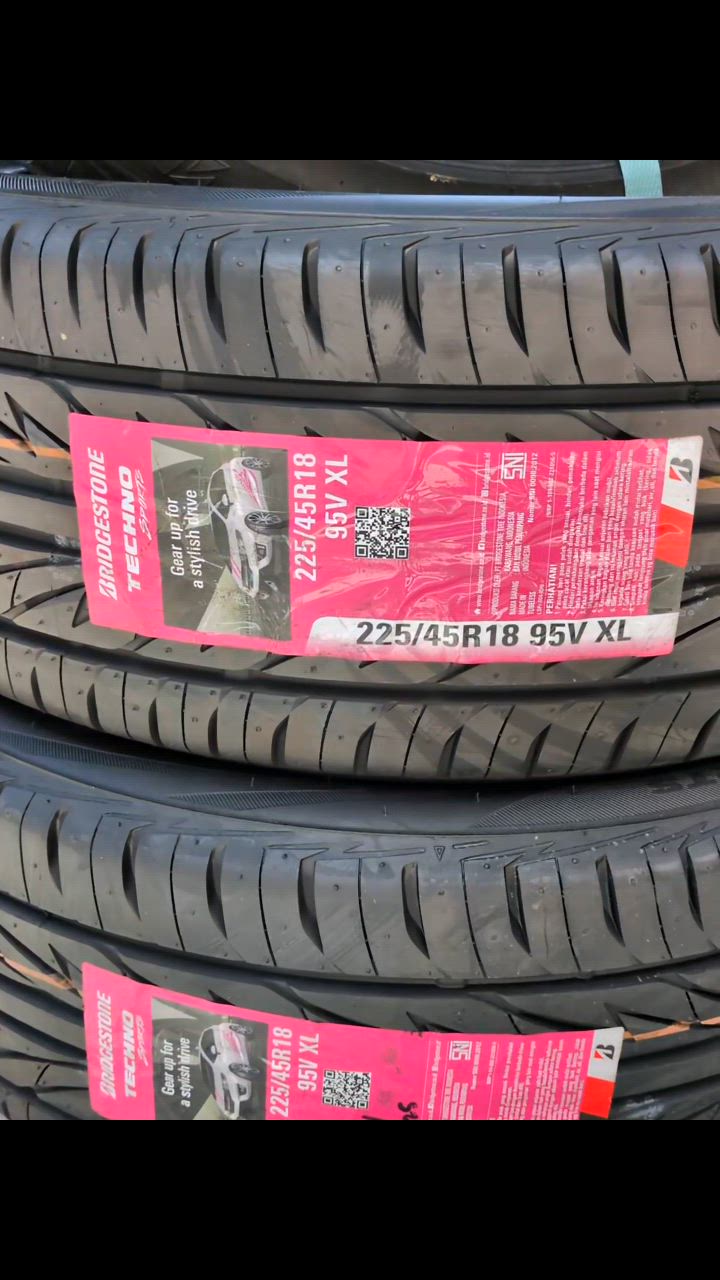 2021年製　ブリヂストン　テクノスポーツ　225/45R18　バリ溝　4本 BRIDGESTONE 4本セット 225/45R18 タイヤ サマータイヤ