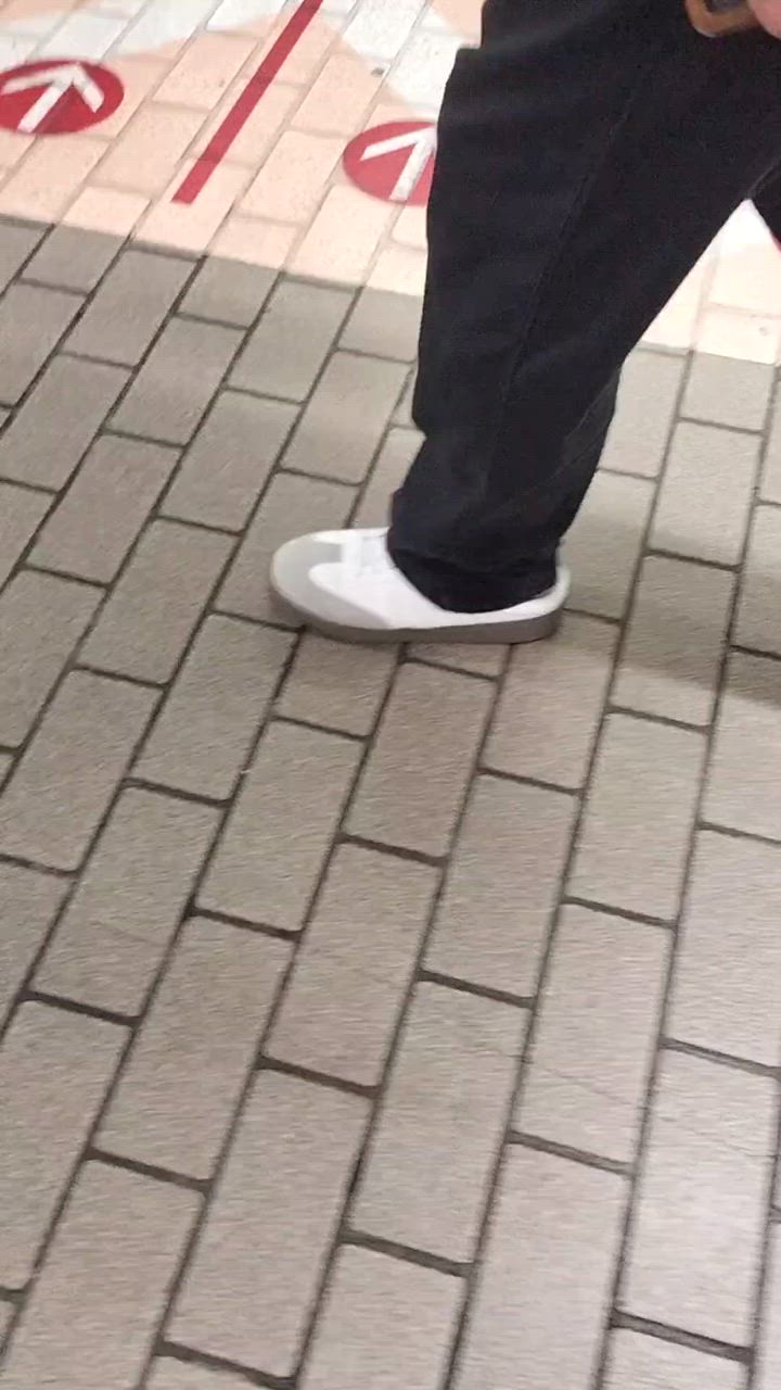 1件目のレビュー動画のサムネイル | 0