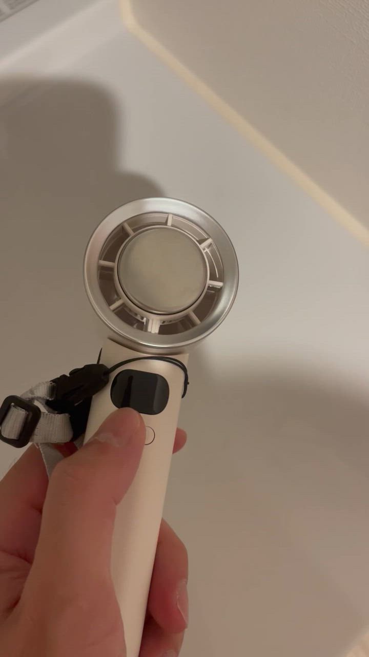 全体のレビュー動画のサムネイル | 1