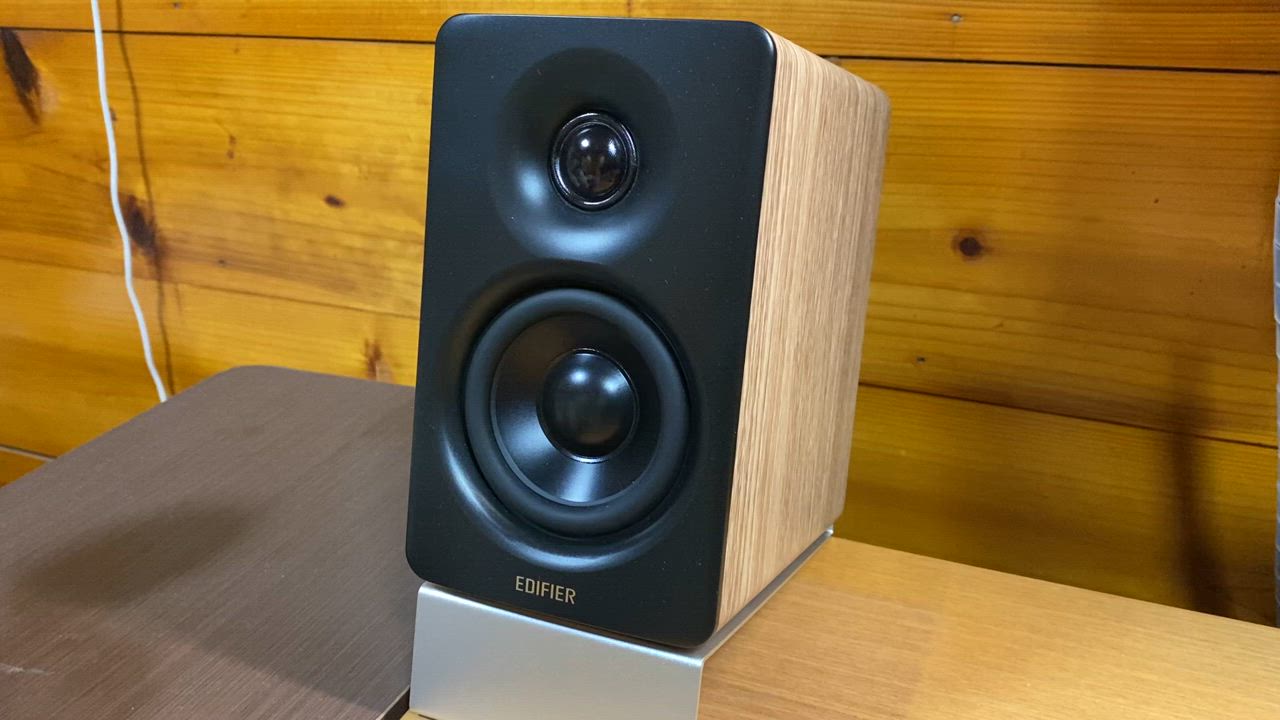 EDIFIRE コンパクトデスクトップ2.0スピーカー M60 クラシック