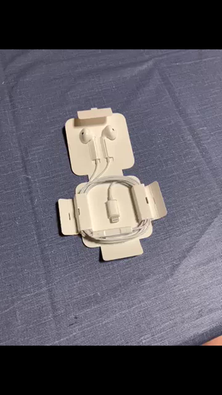 全体のレビュー動画のサムネイル | 2