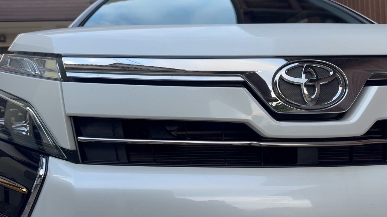 ヴォクシー 80系 後期 フロントグリルガーニッシュ フロント