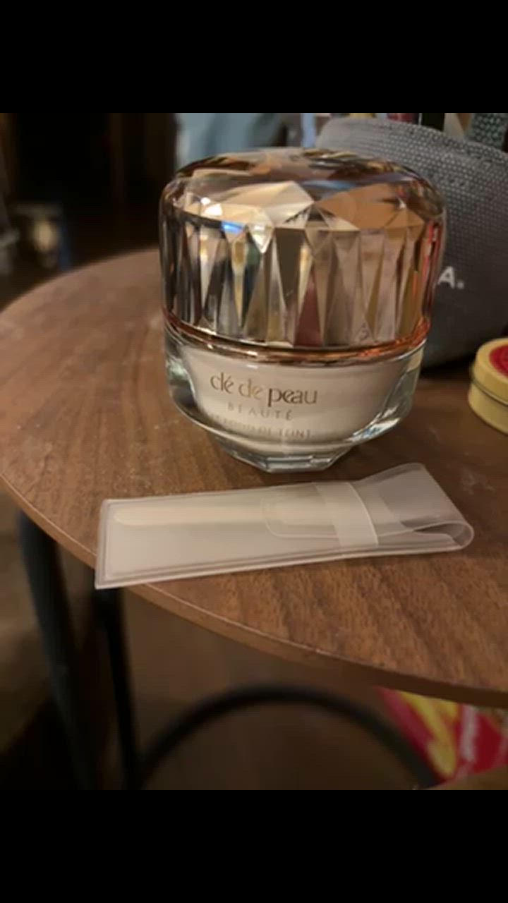 clé de peau ルフォンドゥタン　ファンデーション サンプル20個 クレ・ド・ポー ボーテ ル・フォンドゥタンn オークル20を