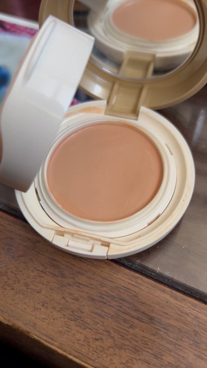 アネッサ アネッサ オールインワン ビューティーパクト 2 中間的