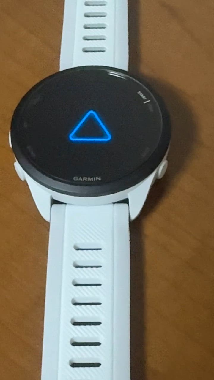 Garmin GPS腕時計 ホワイト/グレー Garmin Forerunner 965 GPS Running Smartwatch AMOLED White