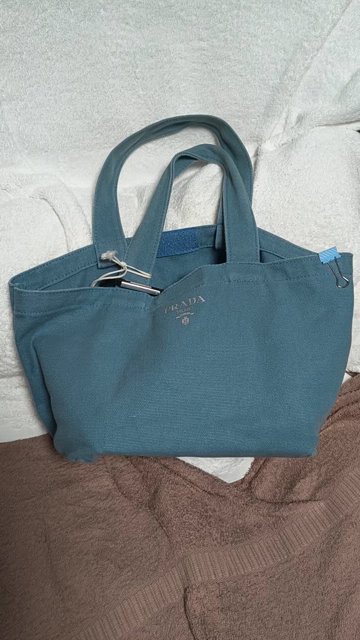 PRADA ライトブルー トートバッグ PRADA プラダ トートバッグ カーフ ライトブルー【473】 の購入