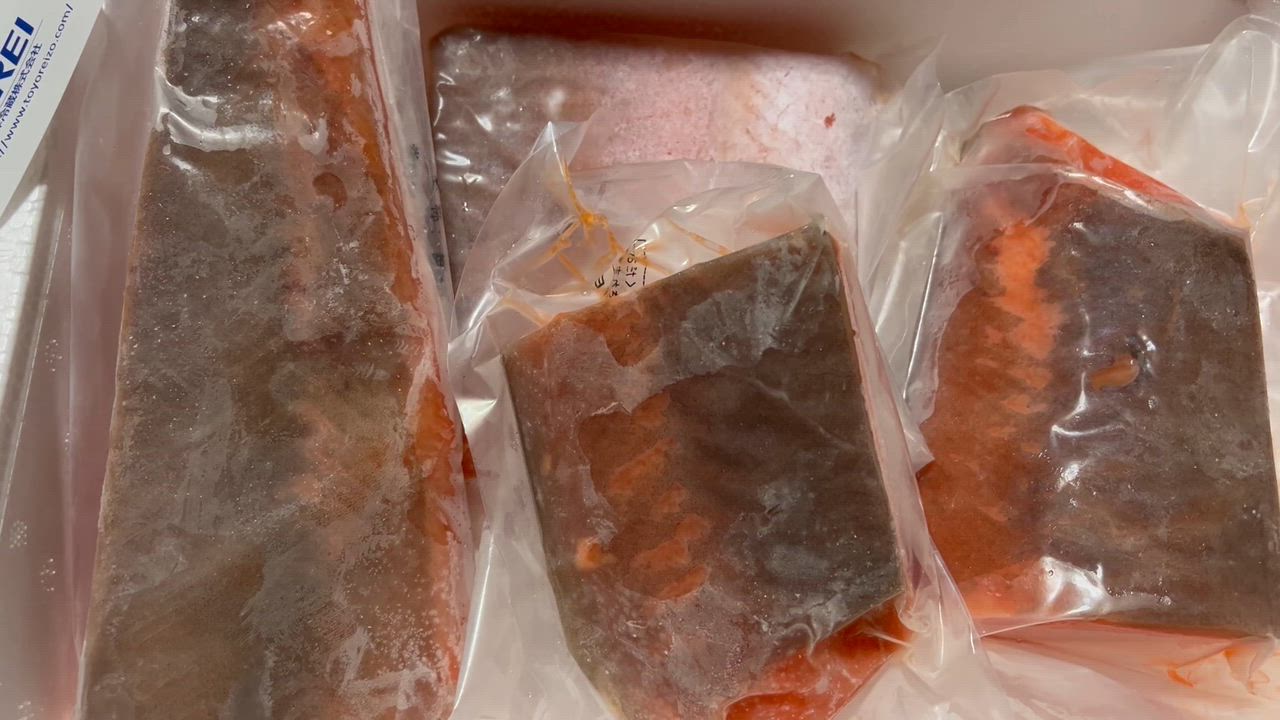 全体のレビュー動画のサムネイル | 16