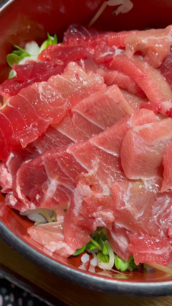 全体のレビュー動画のサムネイル | 2