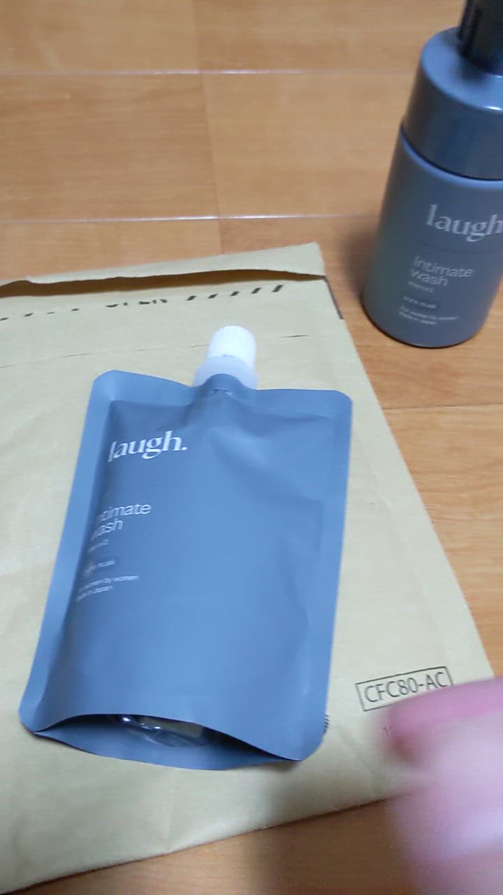 laugh. Intimate wash 【詰替用】4個セット laugh. Intimate Wash 100ml 詰め替え - メルカリ