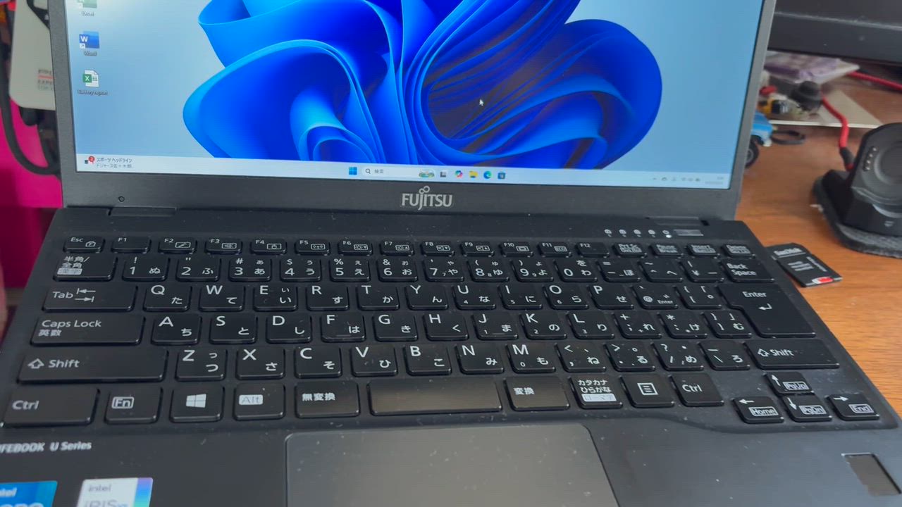 富士通LIFEBOOK U9311/F 11世代 i5 16GB SSD512G Amazon.co.jp: ノートパソコン LIFEBOOK U9311/高性能第11世代