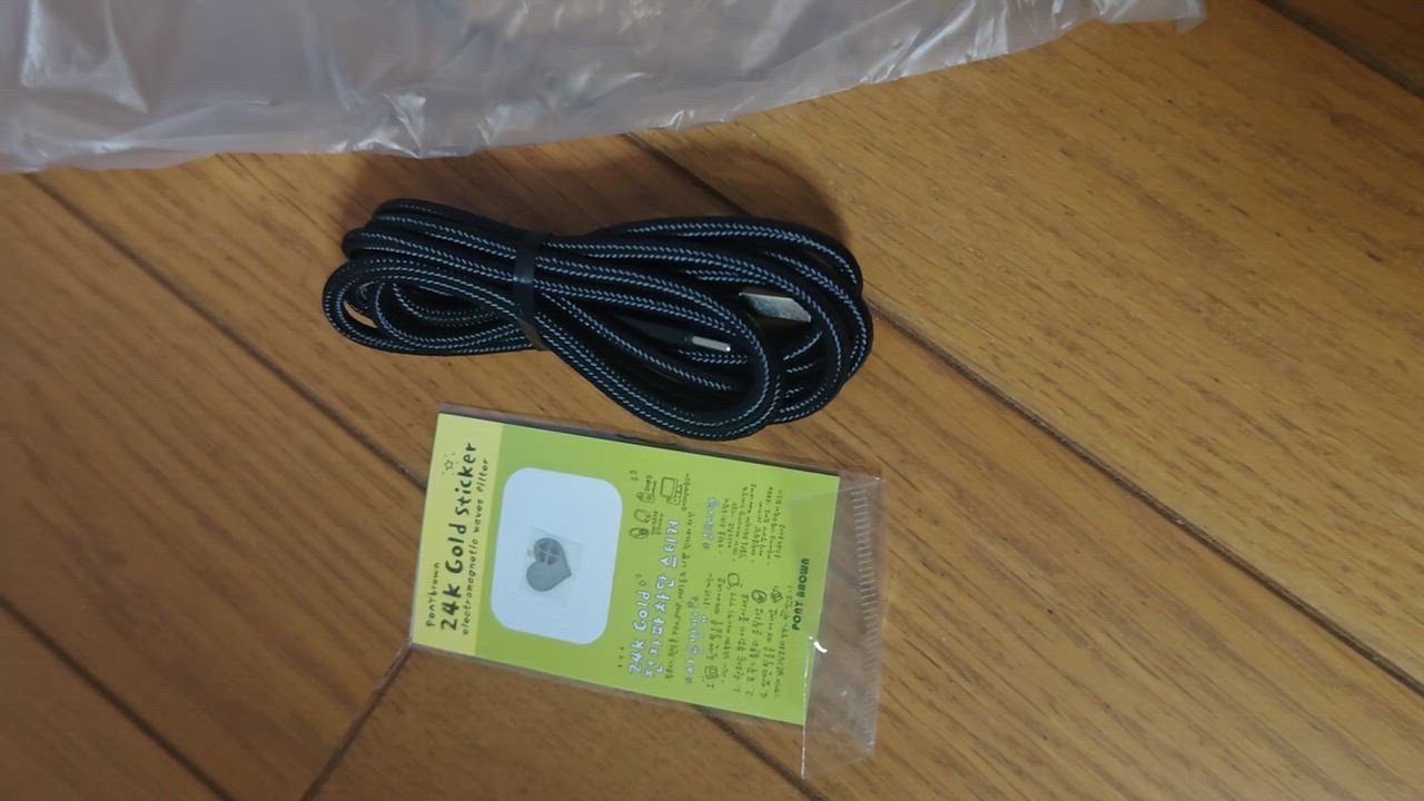 全体のレビュー動画のサムネイル | 18