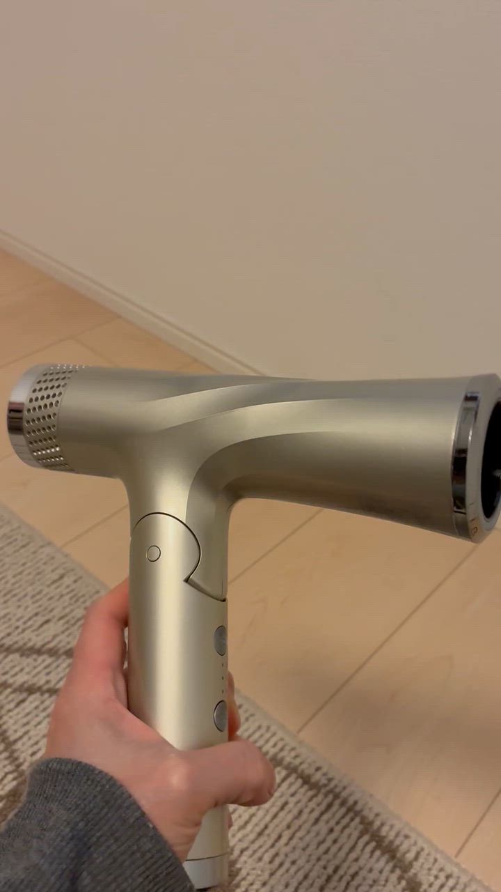 1件目のレビュー動画のサムネイル | 0