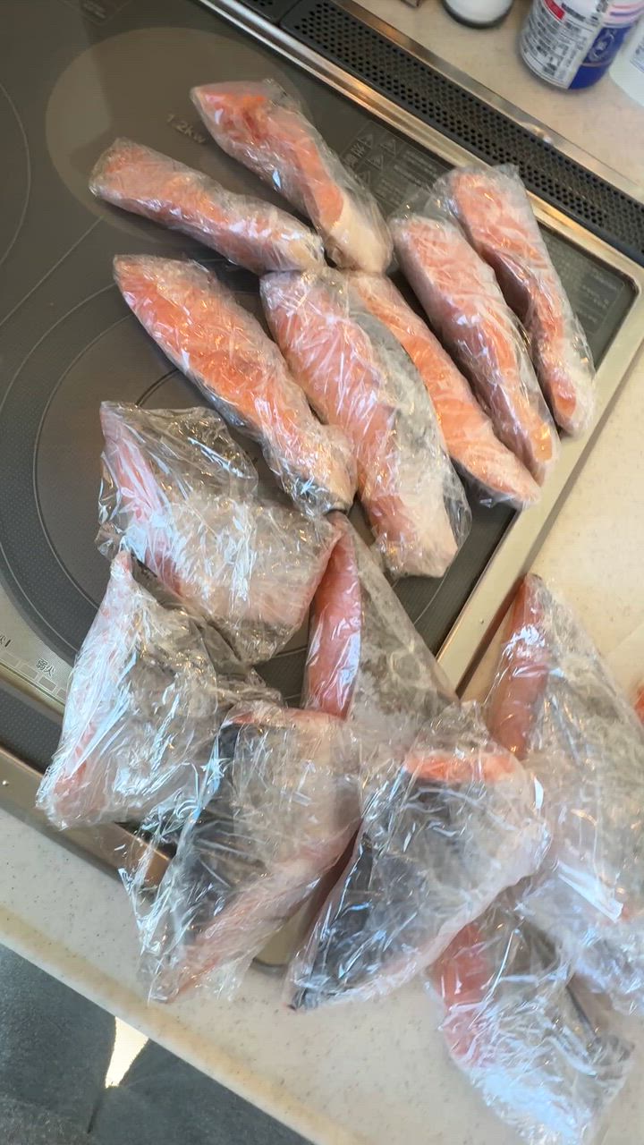 全体のレビュー動画のサムネイル | 1