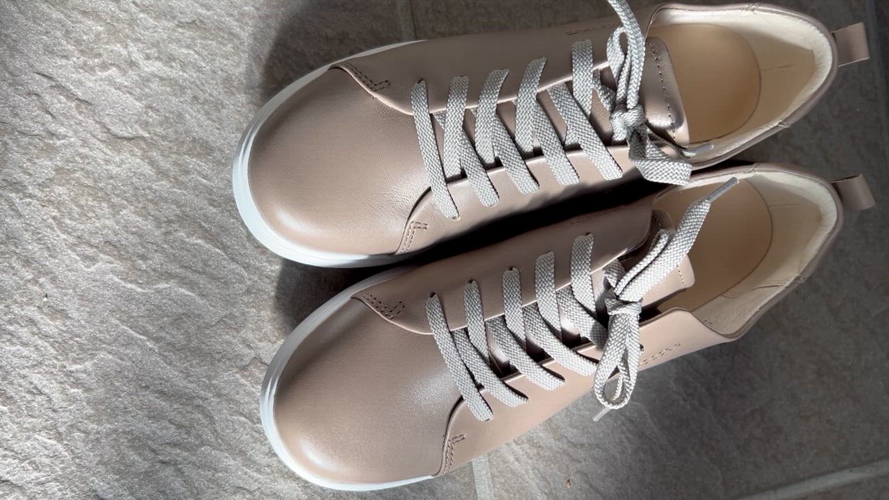 1件目のレビュー動画のサムネイル | 0